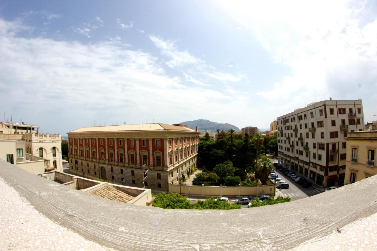 Al 22 Appartamenti Trapani Exterior photo